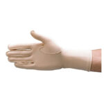 Camp Scandinavia oedema glove in beige with full fingers, seen from the back of the hand