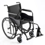 Foldable wheelchair with removable footrests - SW01