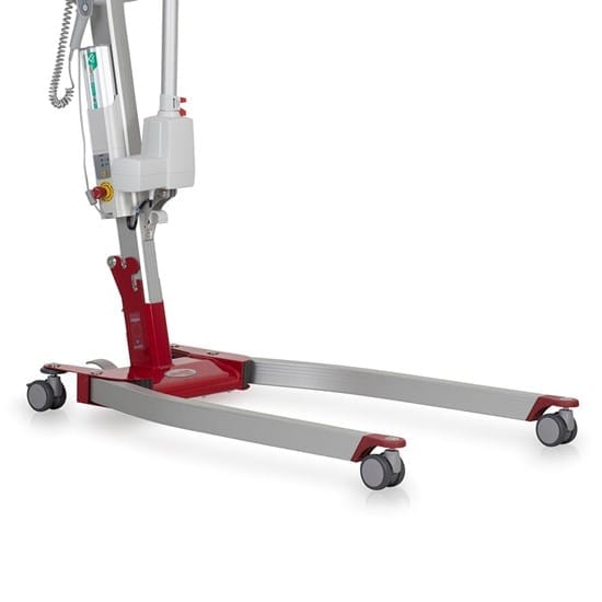 Molift Smart 150 manoeuvred in a confined space thanks to its narrow base