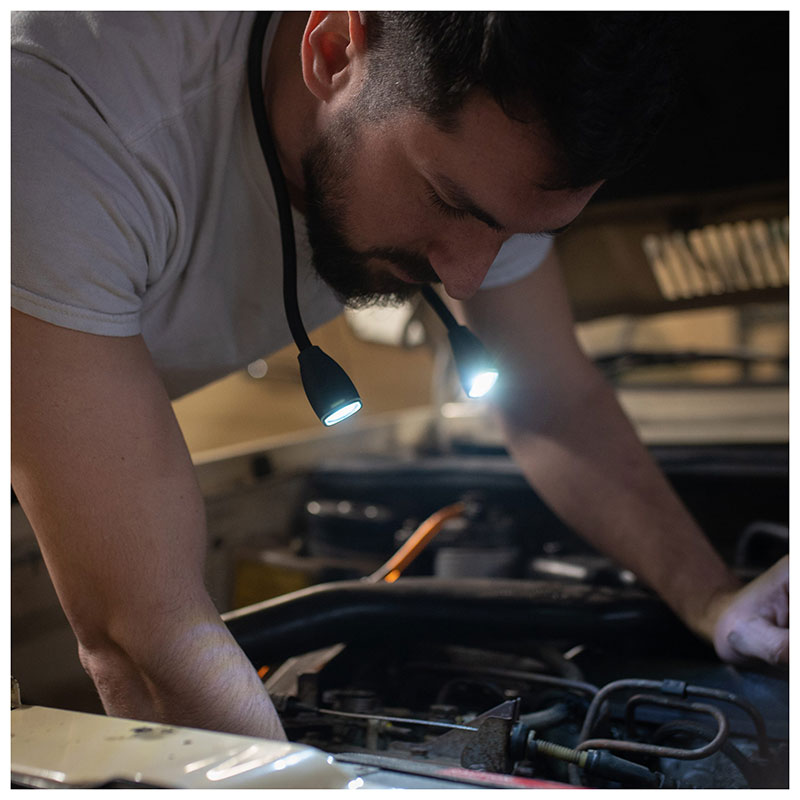 Smart lighting for reading and hobby work